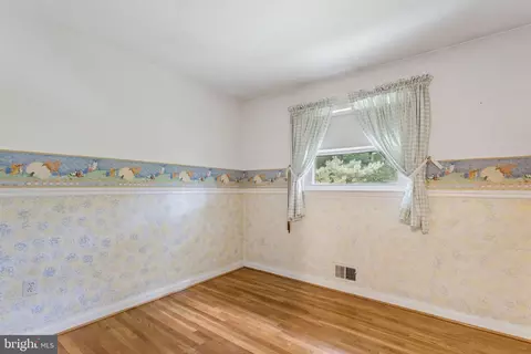 Bedroom - 1506 Ainsley Rd, Silver Spring, MD 20904 photo 1 of 4