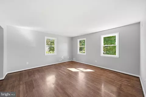 Living - 14408 Cantrell Rd, Silver Spring, MD 20905 photo 10 of 10