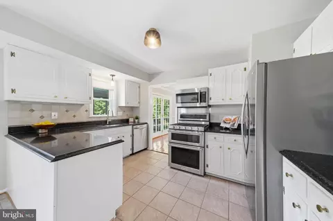 Kitchen - 14408 Cantrell Rd, Silver Spring, MD 20905 photo 2 of 5