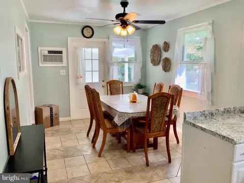 Dining - 3710 Randolph Rd, Silver Spring, MD 20902 photo 1 of 3