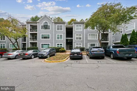 20404 Shore Harbour Dr #3-B, Germantown, MD 20874