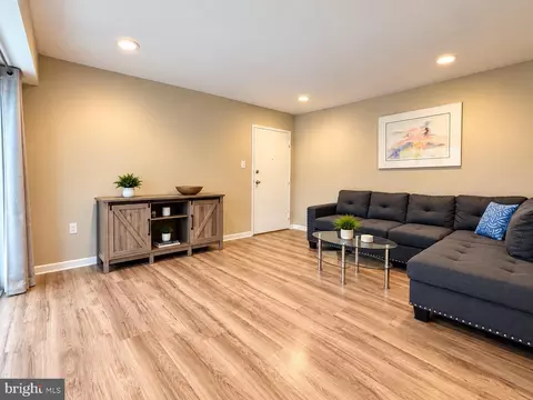 17804 Buehler Rd #2-B-2, Olney, MD 20832