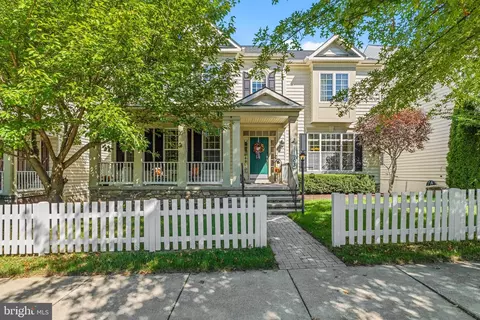 11903 Skylark Rd, Clarksburg, MD 20871