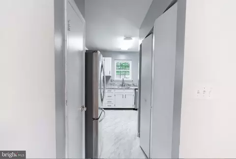 Entry Way - 2922 Strauss Ter, Silver Spring, MD 20904 photo 3 of 5