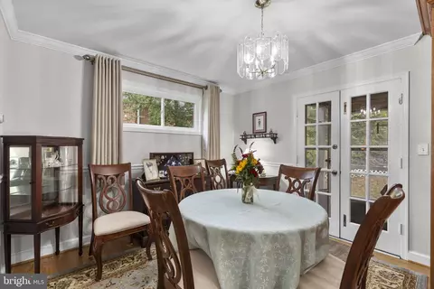 Dining - 9804 Dameron Dr, Silver Spring, MD 20902 photo 2 of 4