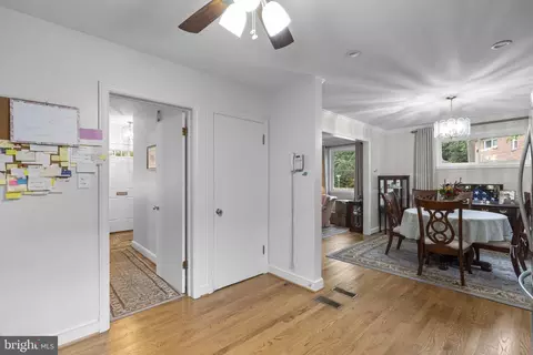 Entry Way - 9804 Dameron Dr, Silver Spring, MD 20902 photo 2 of 3