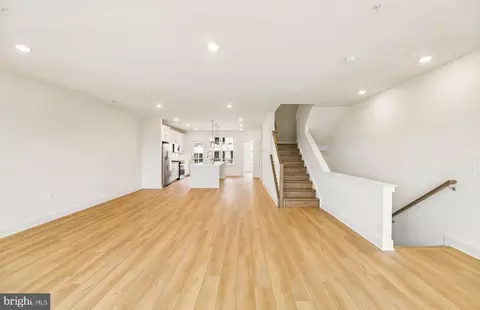 512 Parkview Ave, Gaithersburg, MD 20878