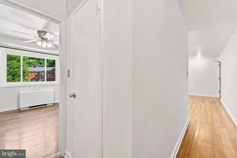 Entry Way - 95 E Wayne Ave #212, Silver Spring, MD 20901 photo 1 of 3
