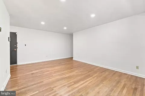 Living - 95 E Wayne Ave #212, Silver Spring, MD 20901 photo 5 of 8