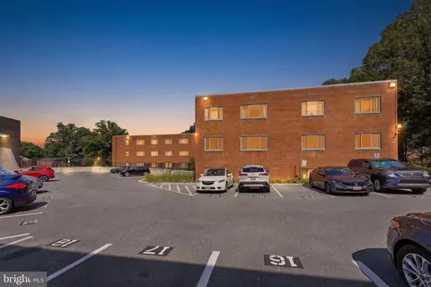 Exterior - 95 E Wayne Ave #212, Silver Spring, MD 20901 photo 2 of 3