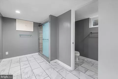 Bath - 14404 Tarpon Ter, Silver Spring, MD 20905 photo 6 of 8