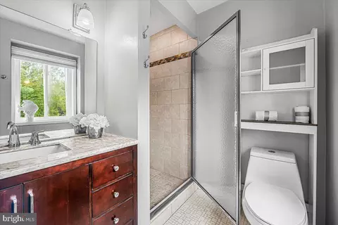 Bath - 14404 Tarpon Ter, Silver Spring, MD 20905 photo 3 of 8