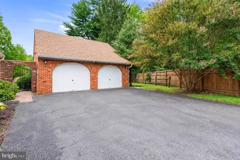 Exterior - 14404 Tarpon Ter, Silver Spring, MD 20905 photo 14 of 15