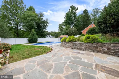 Exterior - 14404 Tarpon Ter, Silver Spring, MD 20905 photo 4 of 15