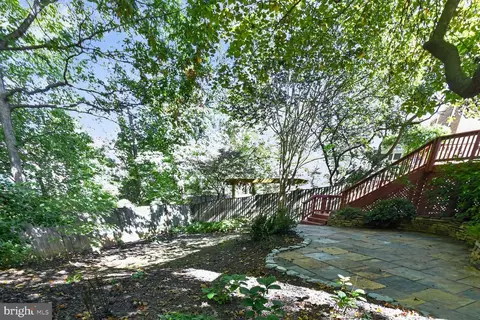 Exterior - 1707 Noyes Ln, Silver Spring, MD 20910 photo 4 of 6