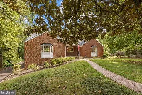 Exterior - 1750 Overlook Dr, Silver Spring, MD 20903 photo 10 of 13