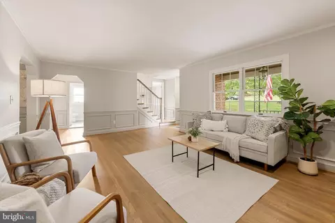 Living - 1750 Overlook Dr, Silver Spring, MD 20903 photo 3 of 9