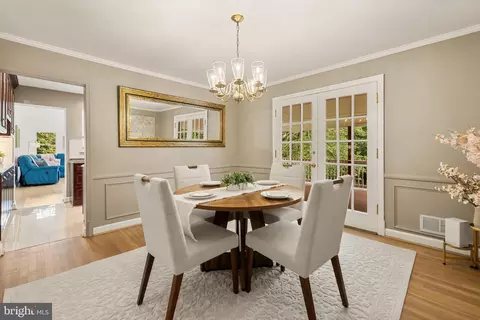 Dining - 1750 Overlook Dr, Silver Spring, MD 20903 photo 2 of 2