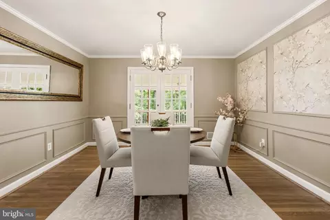 Dining - 1750 Overlook Dr, Silver Spring, MD 20903 photo 1 of 2