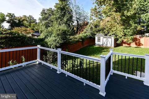 Exterior - 10804 Jewett St, Silver Spring, MD 20902 photo 6 of 12