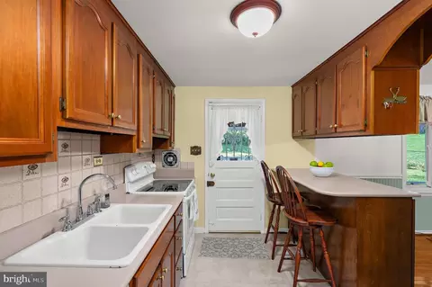 Other - 15316 Valencia St, Silver Spring, MD 20905 photo 3 of 15