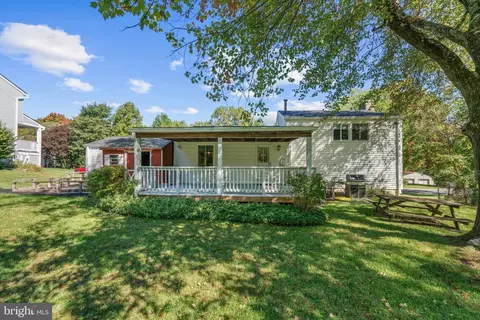 Exterior - 15316 Valencia St, Silver Spring, MD 20905 photo 9 of 15