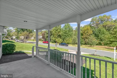 Exterior - 15316 Valencia St, Silver Spring, MD 20905 photo 6 of 15