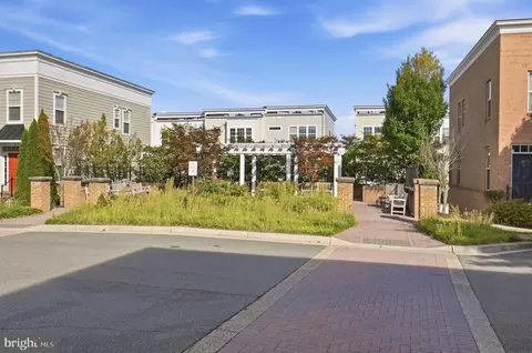 Exterior - 2212 Highfly Ter #2212, Silver Spring, MD 20902 photo 5 of 5
