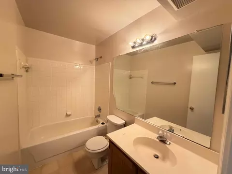 Bath - 2403 Normandy Square Pl #12-CA, Silver Spring, MD 20906 photo 3 of 3