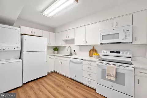 Other - 15115 Interlachen Dr #3-601, Silver Spring, MD 20906 photo 4 of 8