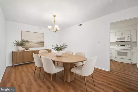 Dining - 15115 Interlachen Dr #3-601, Silver Spring, MD 20906 photo 1 of 1