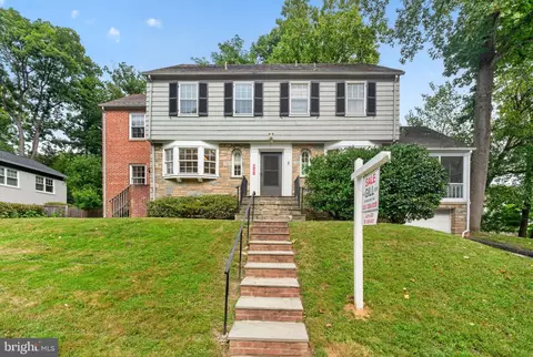 5101 Brookeway Dr, Bethesda, MD 20816