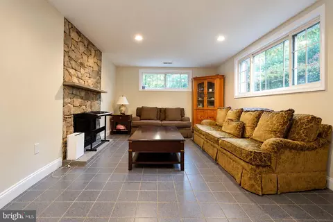 Living - 11103 Bybee St, Silver Spring, MD 20902 photo 7 of 7