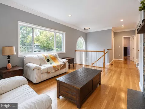 Living - 11103 Bybee St, Silver Spring, MD 20902 photo 2 of 7