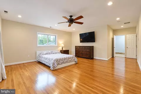 Bedroom - 11103 Bybee St, Silver Spring, MD 20902 photo 3 of 7