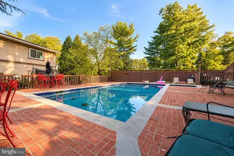 Exterior - 11103 Bybee St, Silver Spring, MD 20902 photo 10 of 18