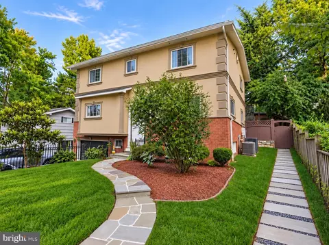 Exterior - 11103 Bybee St, Silver Spring, MD 20902 photo 2 of 18