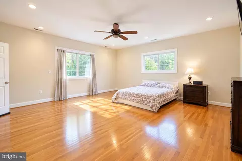 Bedroom - 11103 Bybee St, Silver Spring, MD 20902 photo 2 of 7