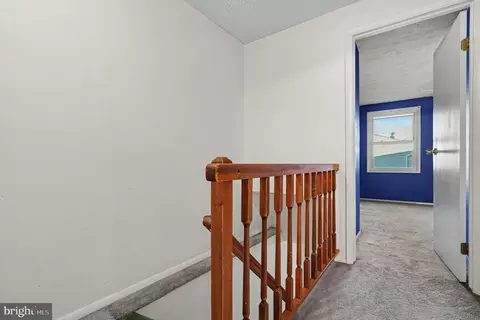 Entry Way - 10 Avonshire Ct, Silver Spring, MD 20904 photo 3 of 5