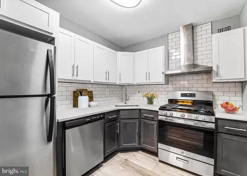 4977 Battery Ln #807, Bethesda, MD 20814