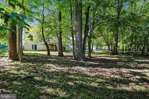 Exterior - 11568 Paramus Dr, North Potomac, MD 20878 photo 3 of 12