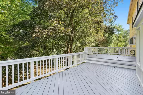 Exterior - 11568 Paramus Dr, North Potomac, MD 20878 photo 5 of 12