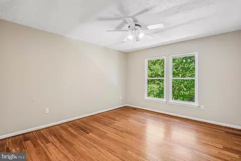 Bedroom - 11568 Paramus Dr, North Potomac, MD 20878 photo 5 of 6