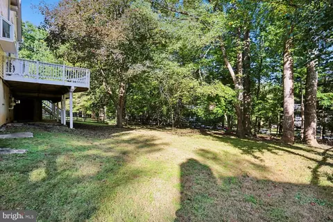 Exterior - 11568 Paramus Dr, North Potomac, MD 20878 photo 2 of 12