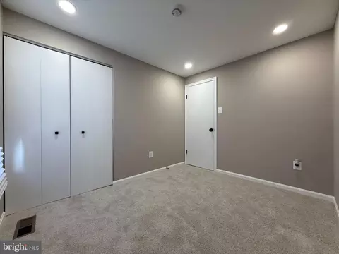 Bedroom - 15014 Dinsdale Dr, Silver Spring, MD 20906 photo 1 of 10