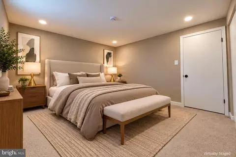 Bedroom - 15014 Dinsdale Dr, Silver Spring, MD 20906 photo 7 of 10