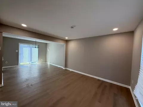 Living - 15014 Dinsdale Dr, Silver Spring, MD 20906 photo 1 of 4