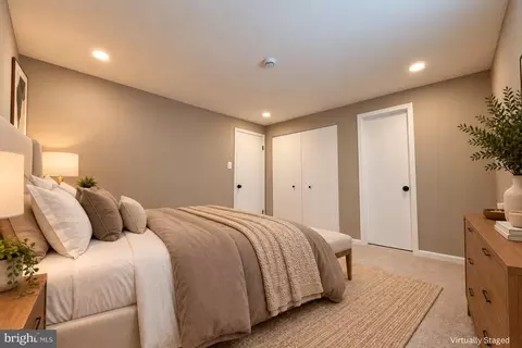 Bedroom - 15014 Dinsdale Dr, Silver Spring, MD 20906 photo 5 of 10