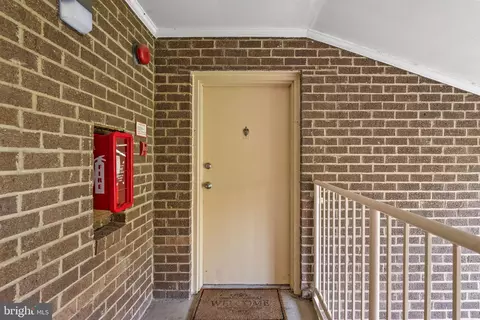 Entry Way - 17824 Buehler Rd #3-E-5, Olney, MD 20832 photo 1 of 3