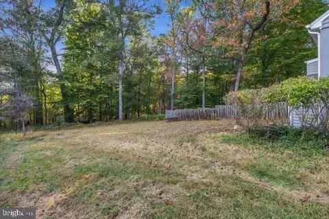 Exterior - 13918 Crest Hill Ln, Silver Spring, MD 20905 photo 2 of 2